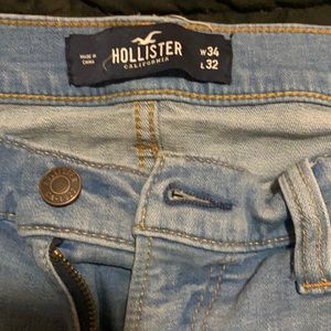 Hollister super skinny 34w x 32l factory destroyed jeans
